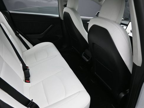 Used 2023 Tesla Model 3 Standard Range RWD image 25