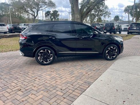 Used 2025 Kia Sportage SX image 7