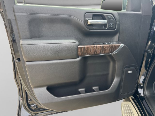 Used 2021 GMC Sierra 1500 Denali w/ Technology Package AWD/4WD image 8
