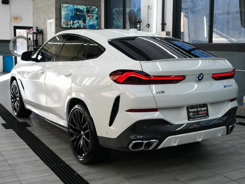 Used 2025 BMW X6 M60i w/ Parking Assistance Package AWD/4WD image 6