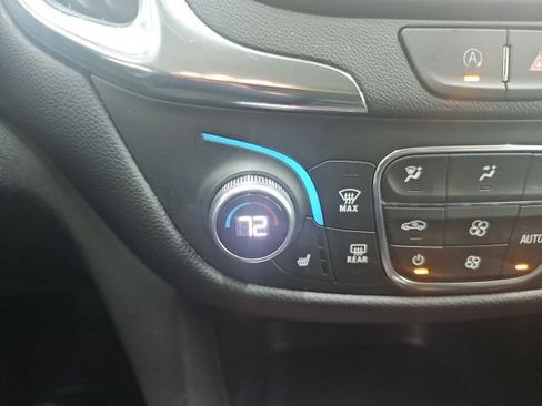 Used 2024 Chevrolet Equinox LT w/ LPO, Floor Liner Package image 11