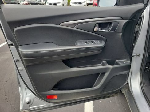 Used 2019 Honda Ridgeline RTL image 37