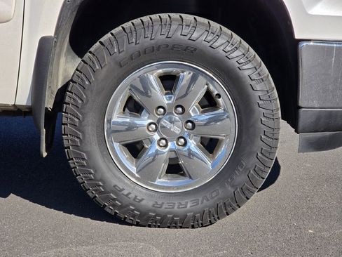 Used 2012 GMC Sierra 1500 SLT w/ SLT White Diamond Edition image 9