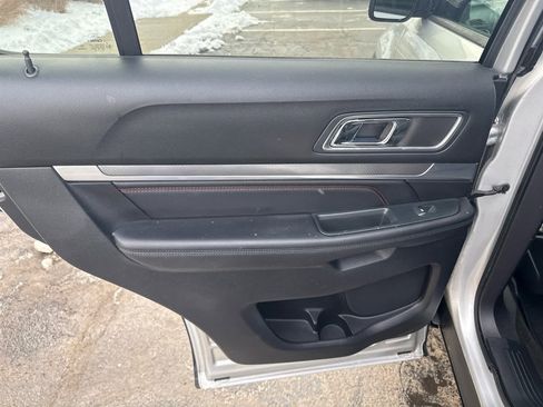 Used 2018 Ford Explorer Sport w/ Equipment Group 401A image 25