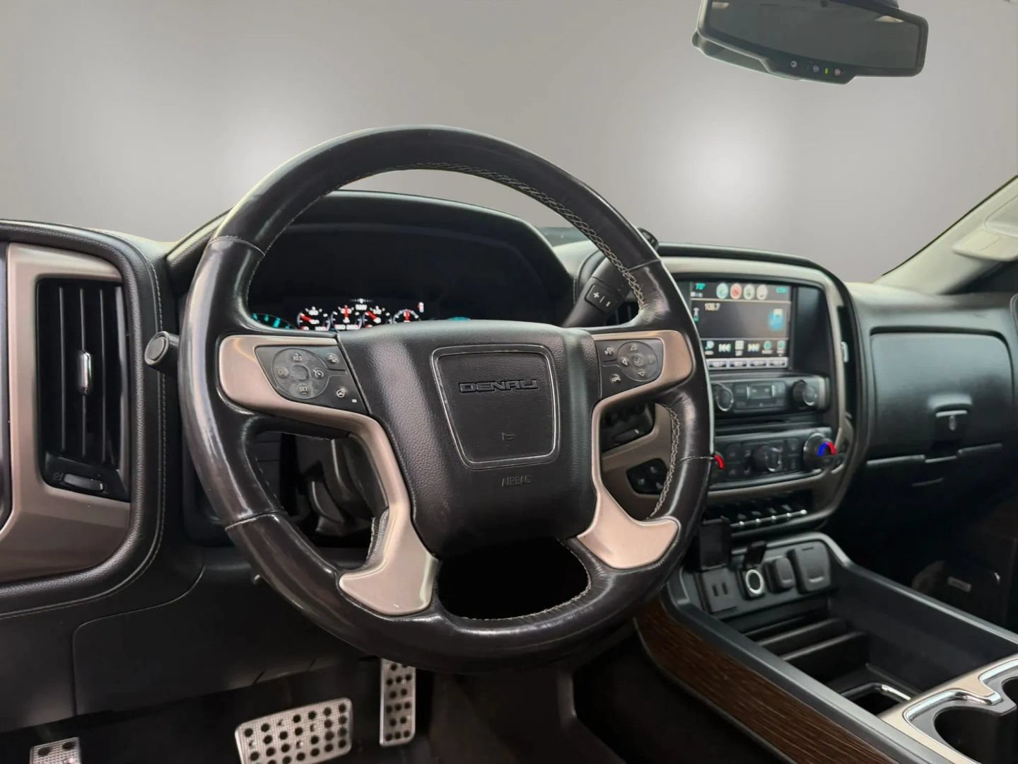Used 2018 GMC Sierra 3500 Denali w/ Duramax Plus Package AWD/4WD image 12