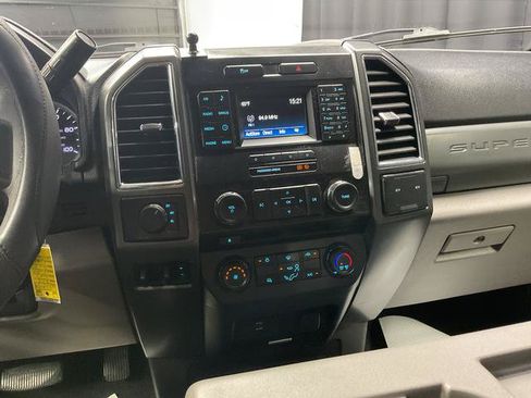 Used 2018 Ford F250 XLT AWD/4WD image 21
