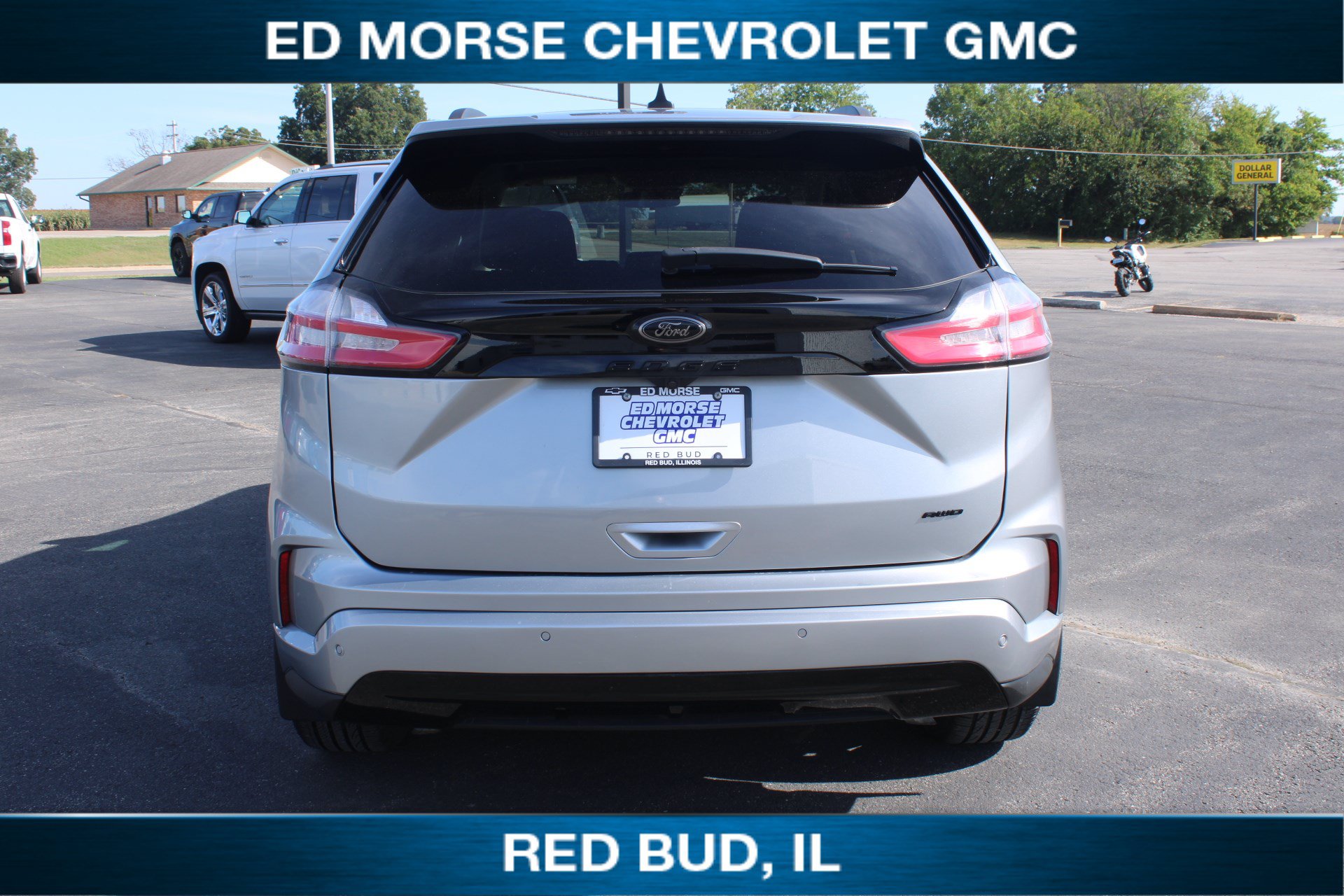 Used 2024 Ford Edge SE w/ Black Appearance Package AWD/4WD image 17