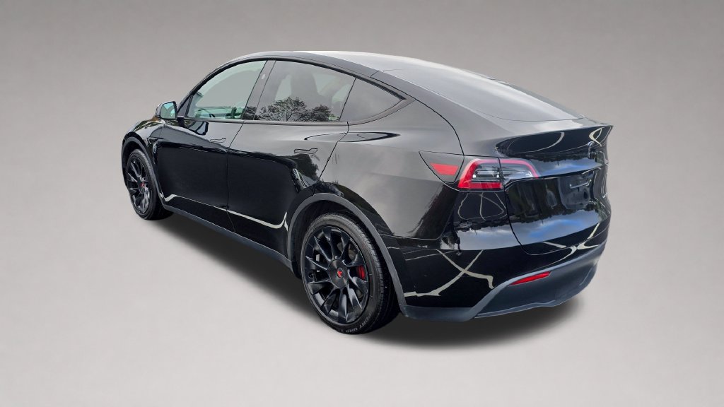 Used 2023 Tesla Model Y Long Range AWD/4WD image 5