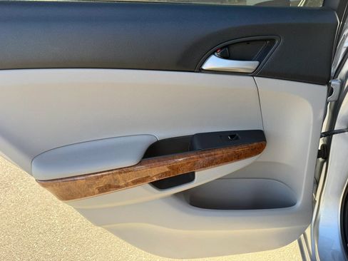 Used 2012 Honda Accord EX image 12