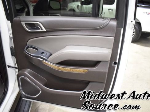 Used 2019 GMC Yukon XL Denali w/ Denali Ultimate Package image 31