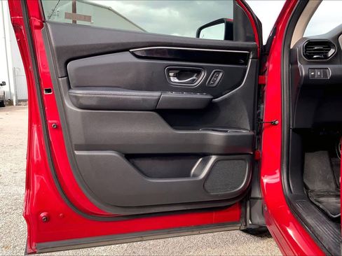 Used 2023 Honda Pilot Touring image 20