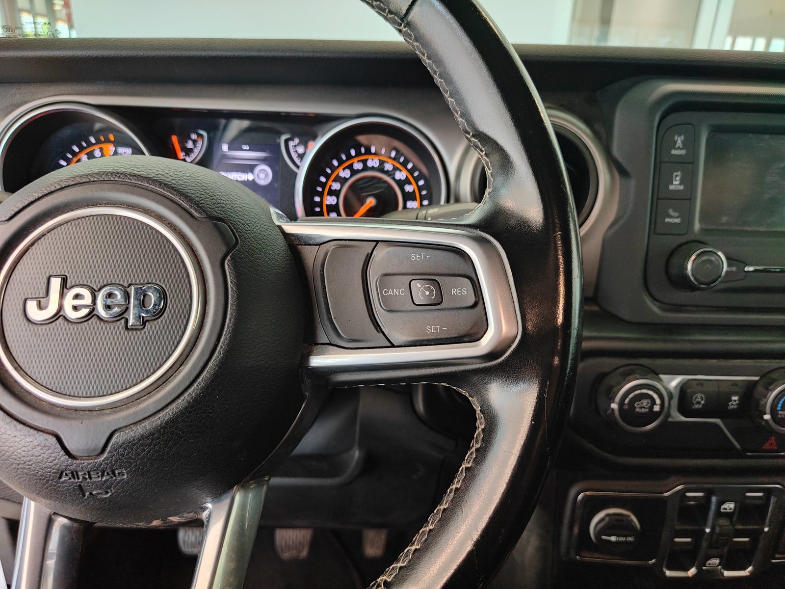 Used 2020 Jeep Gladiator Sport w/ Quick Order Package 23S AWD/4WD image 14
