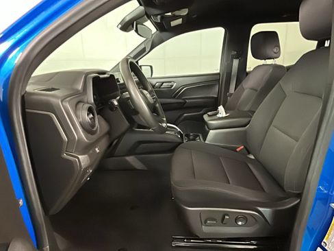 Used 2024 Chevrolet Colorado Trail Boss w/ Advanced Trailering Package AWD/4WD image 12