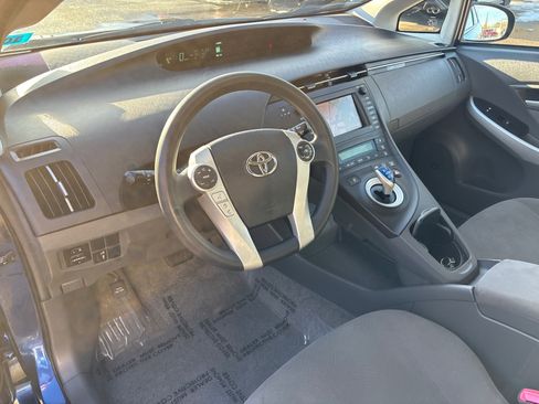 Used 2011 Toyota Prius Three w/ Navigation Pkg image 10
