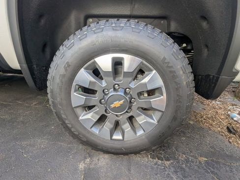 New 2025 Chevrolet Silverado 2500 LT w/ Texas Edition image 5