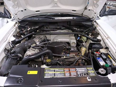 Used 1995 Ford Mustang GT RWD image 14