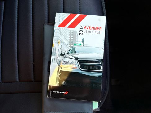 Used 2013 Dodge Avenger SXT w/ Rallye Appearance Group image 18