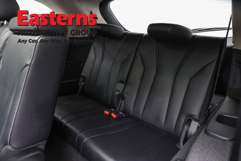 Used 2023 Acura MDX w/ Technology Package AWD/4WD image 28