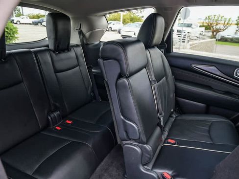 Used 2020 INFINITI QX60 Luxe w/ Essential Package FWD image 19