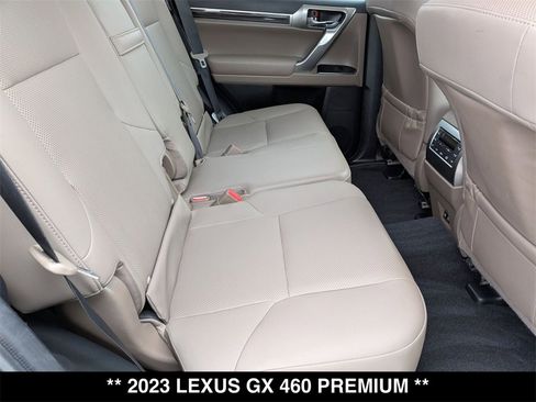Used 2023 Lexus GX 460 Premium w/ Premium Package image 28