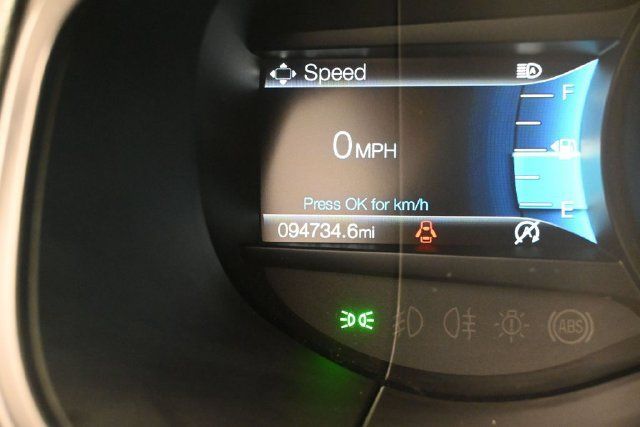 Used 2022 Ford Edge SE w/ Black Appearance Package AWD/4WD image 3