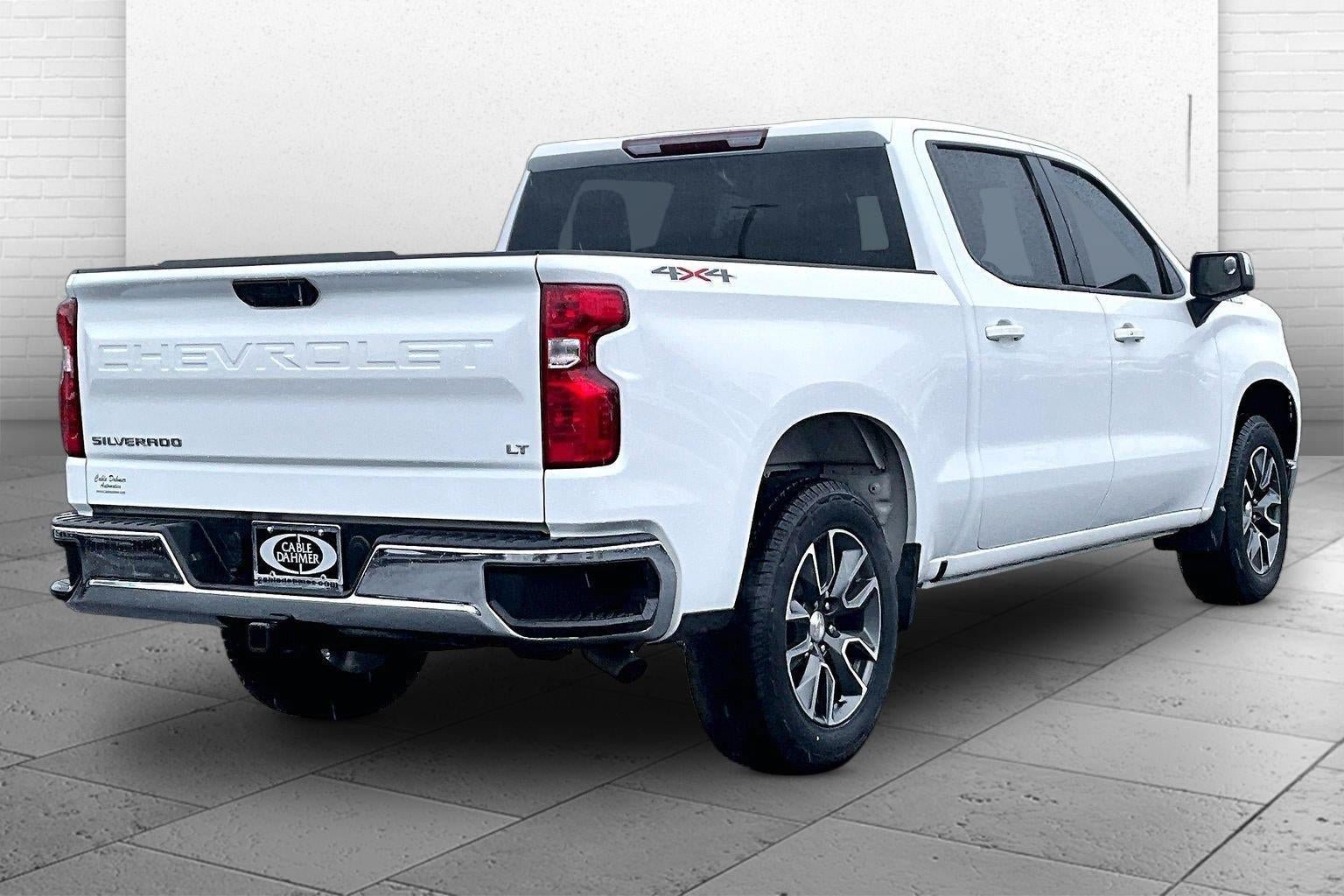 Used 2024 Chevrolet Silverado 1500 LT AWD/4WD image 14