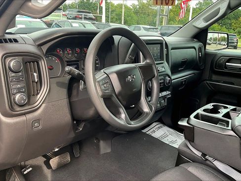 Used 2024 Chevrolet Silverado 1500 Custom Trail Boss AWD/4WD image 14