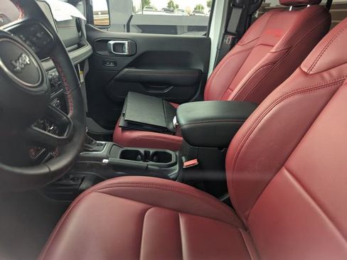 Used 2024 Jeep Wrangler Unlimited Rubicon 392 AWD/4WD image 9