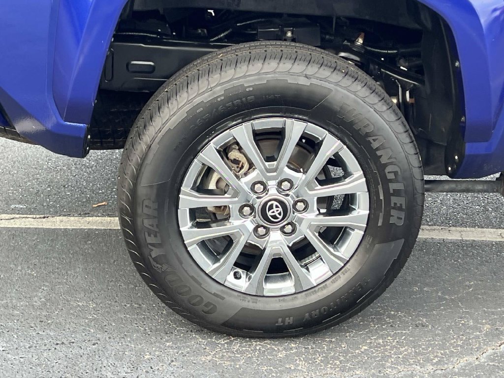 Used 2024 Toyota Tacoma TRD Sport RWD image 9