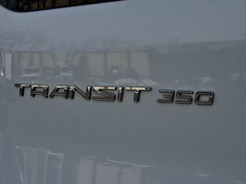 Used 2024 Ford Transit 350 XLT image 28