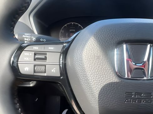 Certified 2026 Honda HR-V Sport image 15