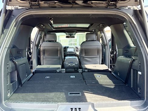 Used 2020 Ford Expedition Limited w/ Equipment Group 302A AWD/4WD image 7