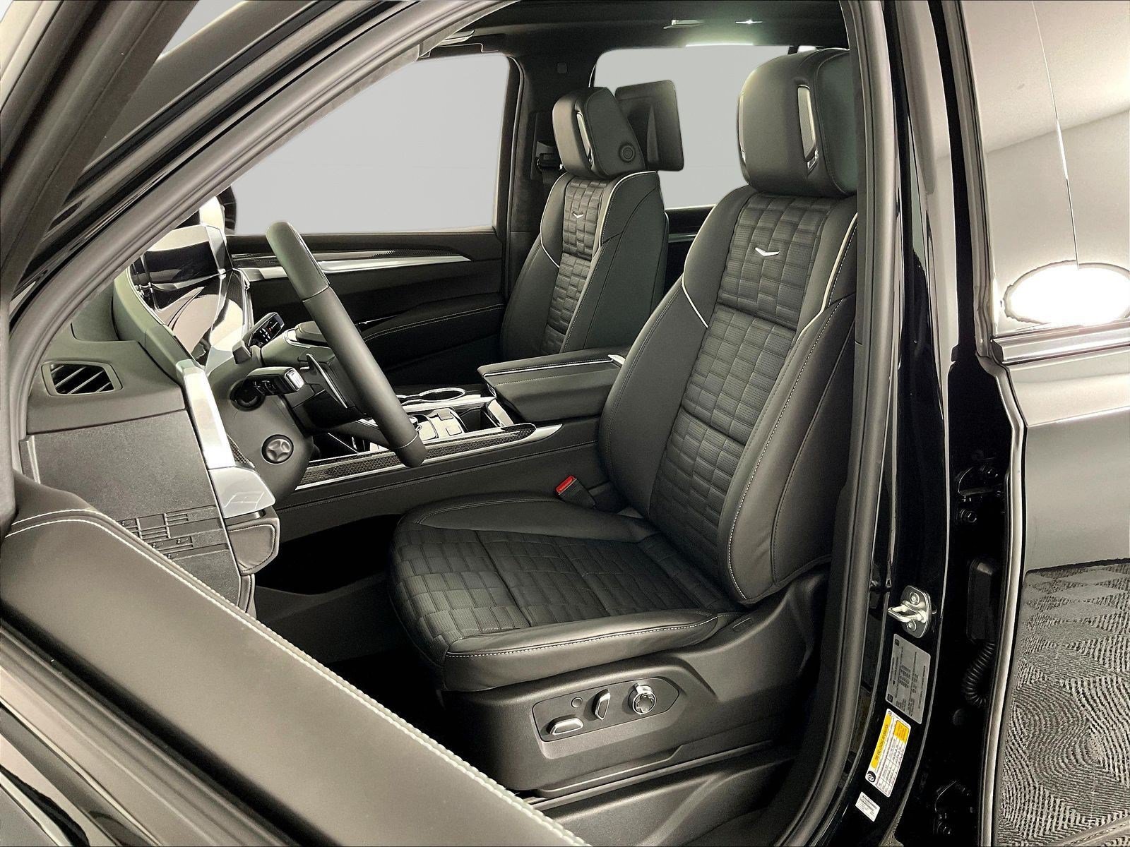 New 2027 Cadillac Escalade V AWD/4WD image 19