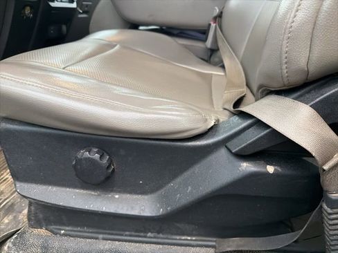 Used 2017 Ford F550 4x4 Crew Cab Super Duty image 26