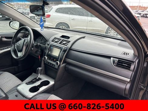 Used 2012 Toyota Camry SE image 8