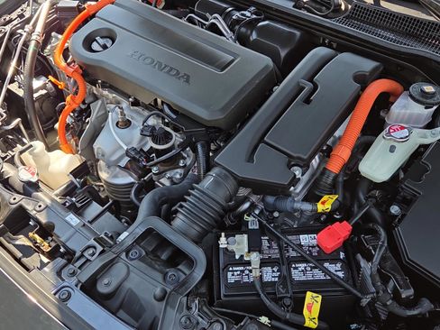 Used 2025 Honda Civic Sport image 21