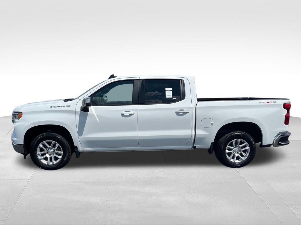 Used 2024 Chevrolet Silverado 1500 LT AWD/4WD image 2