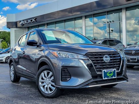 Used 2023 Nissan Kicks S FWD image 1