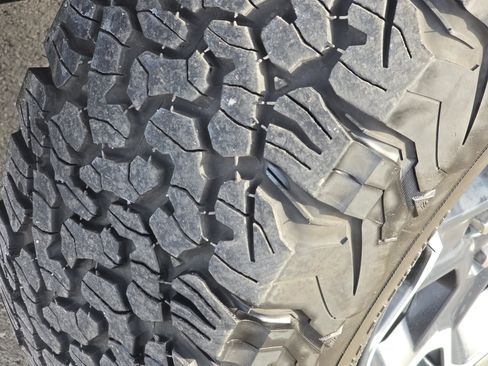 Used 2022 Jeep Wrangler Unlimited Rubicon 4xe w/ Cold Weather Group image 22