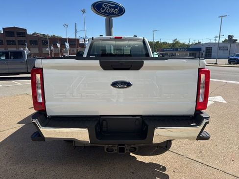 New 2026 Ford F250 4x4 Regular Cab Super Duty image 6