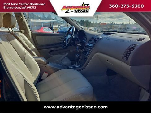 Used 2000 Nissan Maxima SE image 23