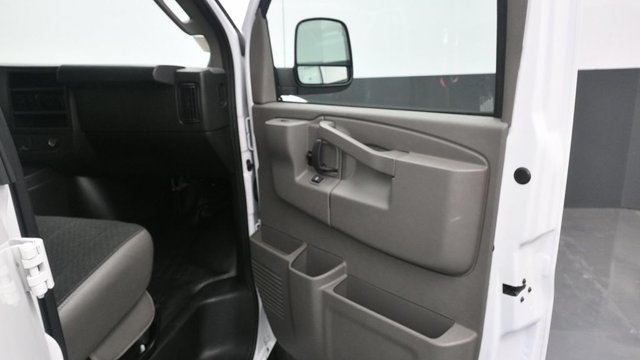Used 2025 GMC Savana 2500 w/ Driver Convenience Package RWD image 17
