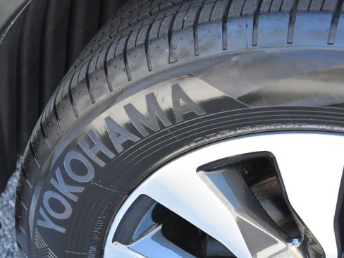 Used 2023 Subaru Outback Limited AWD/4WD image 31