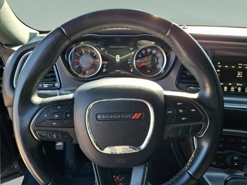 Certified 2019 Dodge Challenger SXT image 18