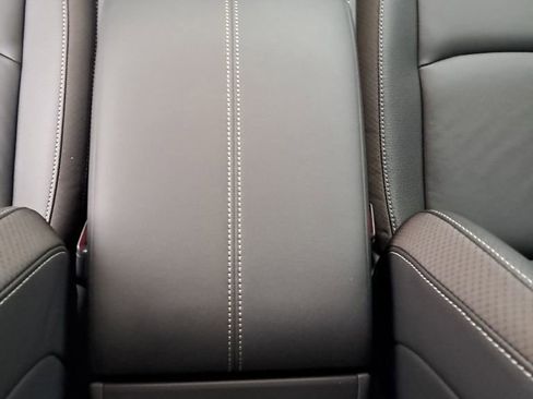 New 2025 Nissan Pathfinder SL w/ SL Premium Package image 27