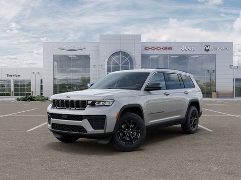 New 2026 Jeep Grand Cherokee L 4WD image 1