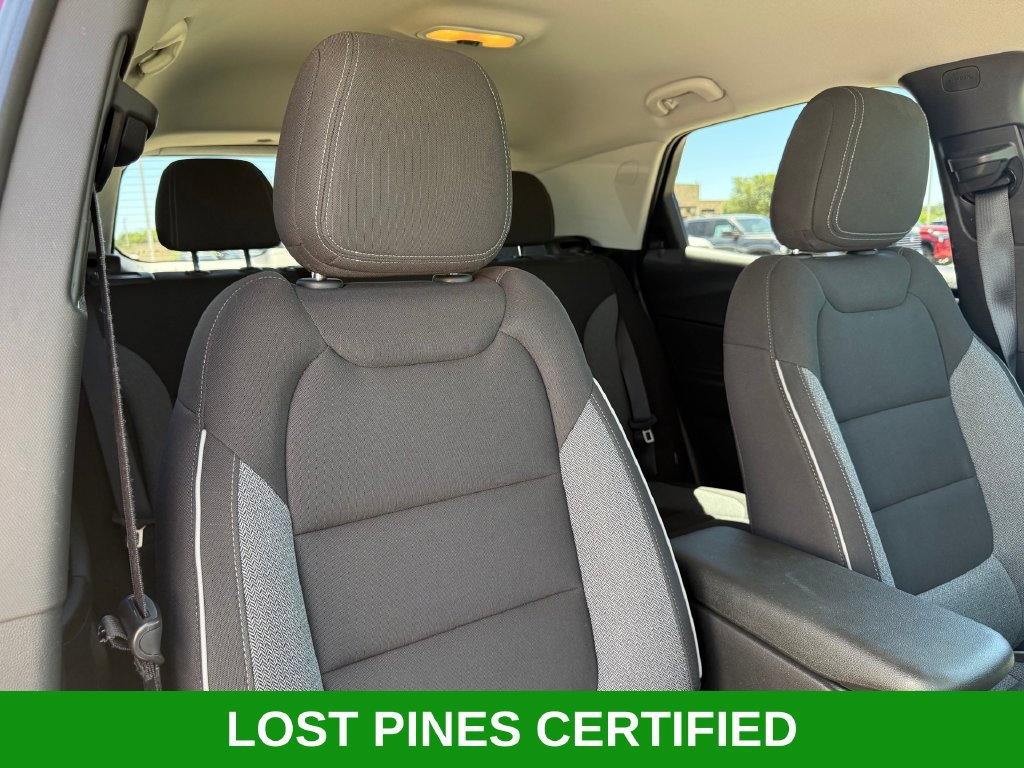 Used 2025 Chevrolet TrailBlazer LT FWD image 24