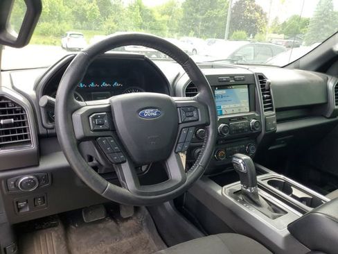 Used 2018 Ford F150 XLT w/ Equipment Group 302A Luxury AWD/4WD image 15