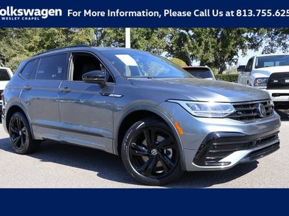 Certified 2024 Volkswagen Tiguan SE R-Line