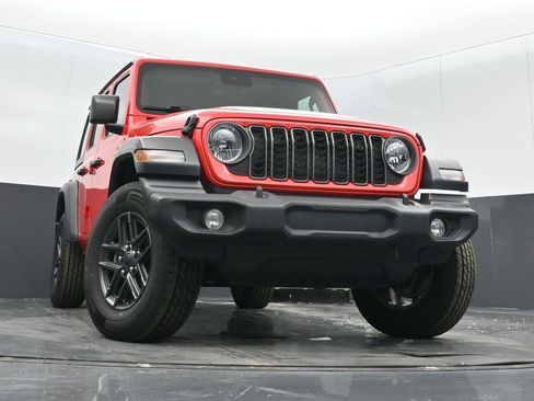 Certified 2024 Jeep Wrangler Sport S image 29